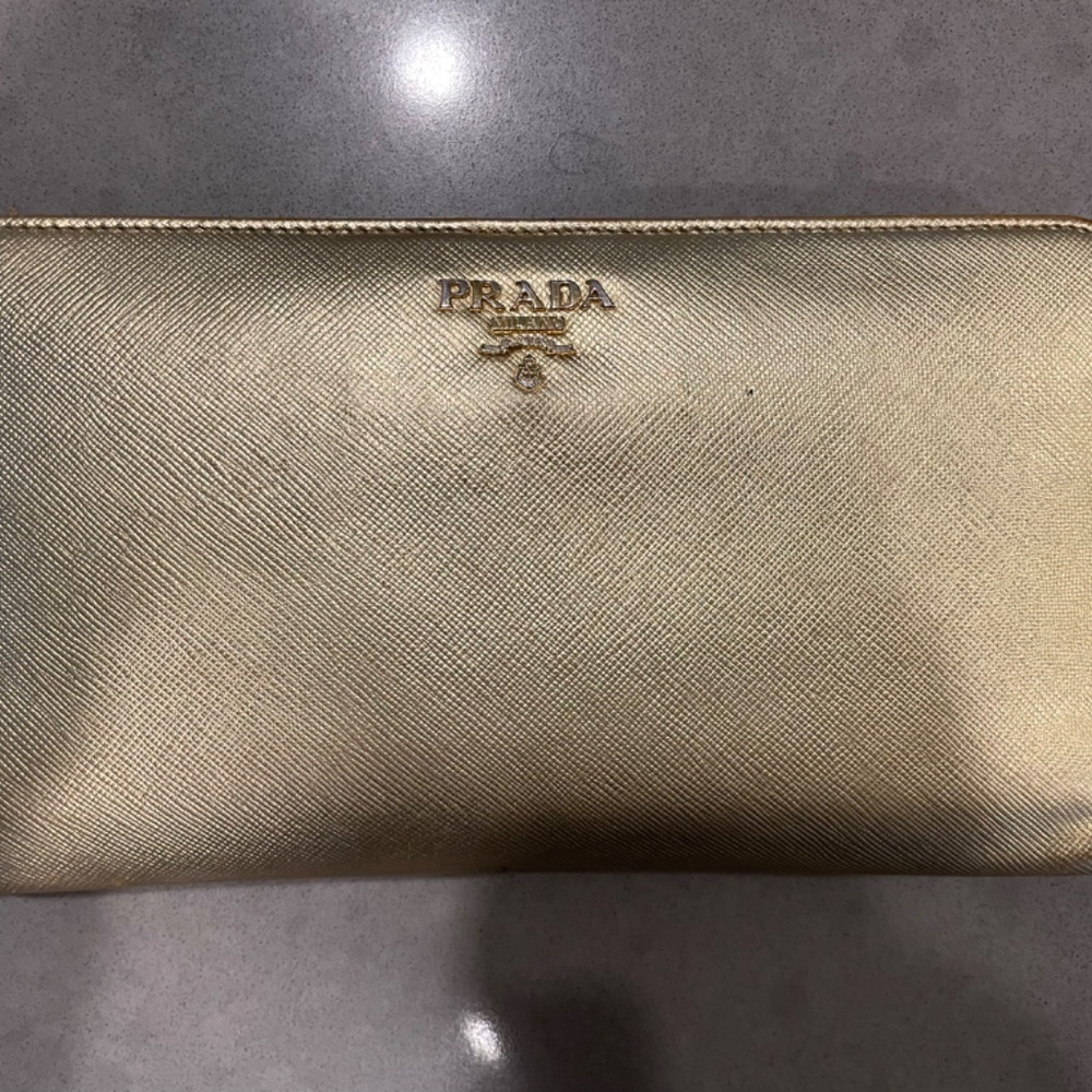Prada Wallet - Picture 5 of 7